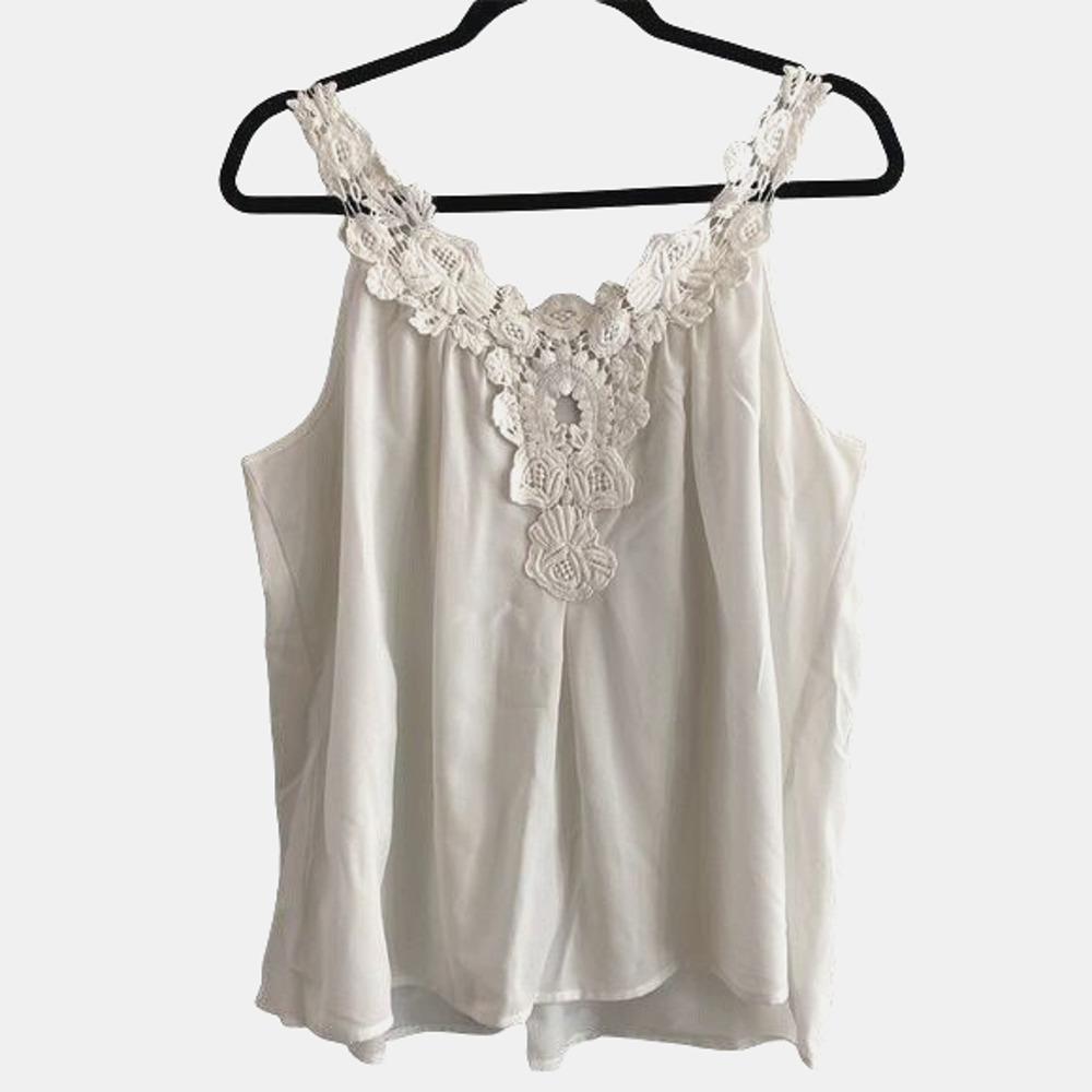 Kut from the Kloth Medium Tank Top Cami Eyelet Lace White Y2K Boho Cottage